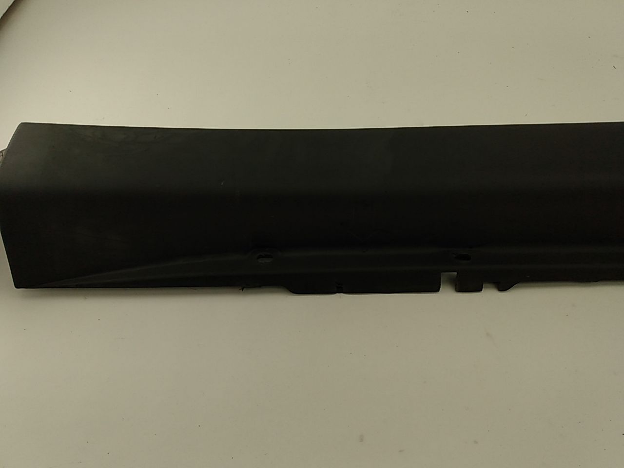 Volvo V70 Left Rocker Panel Moulding - 0