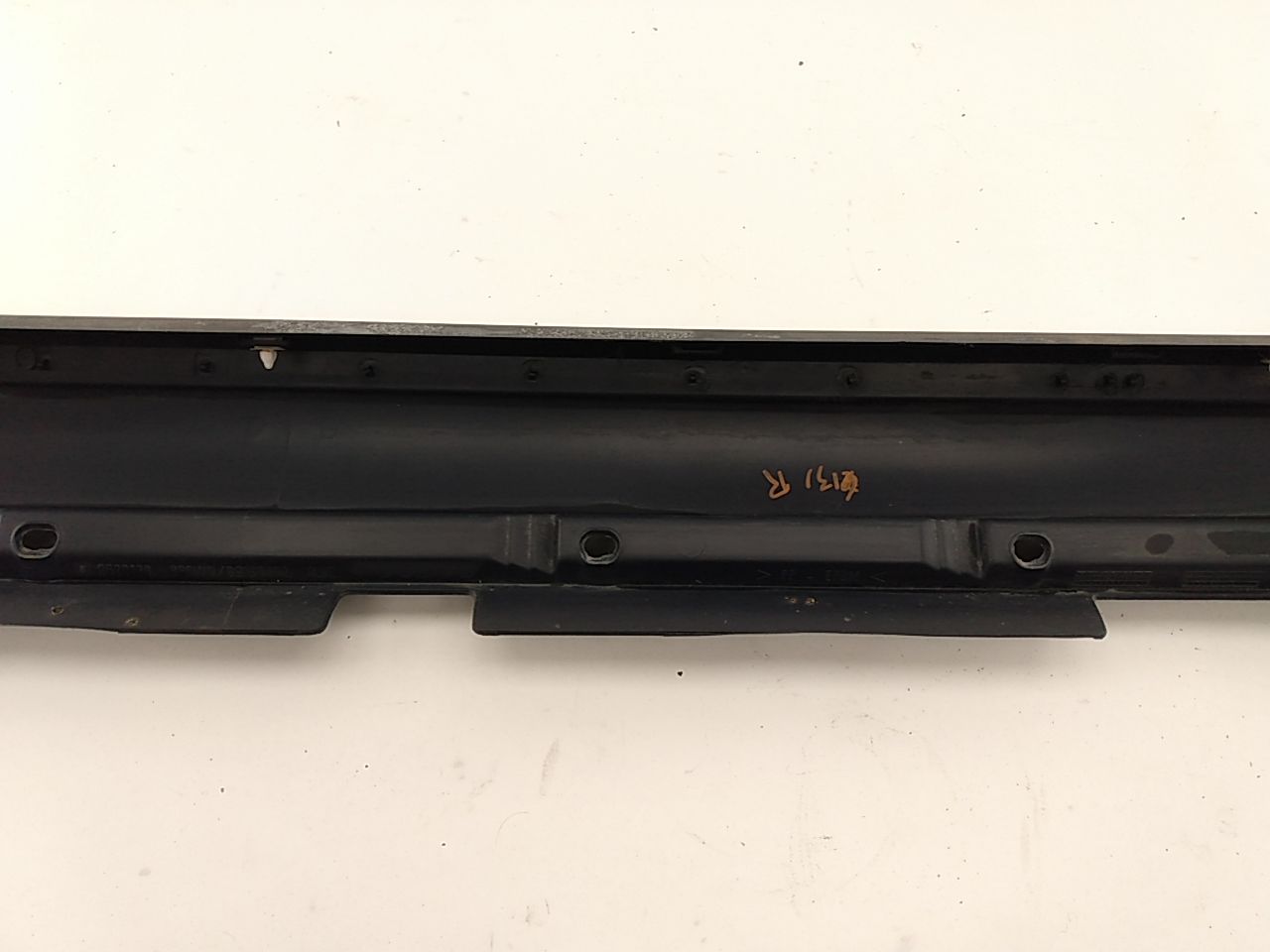 Volvo XC70 Right Rocker Panel Moulding