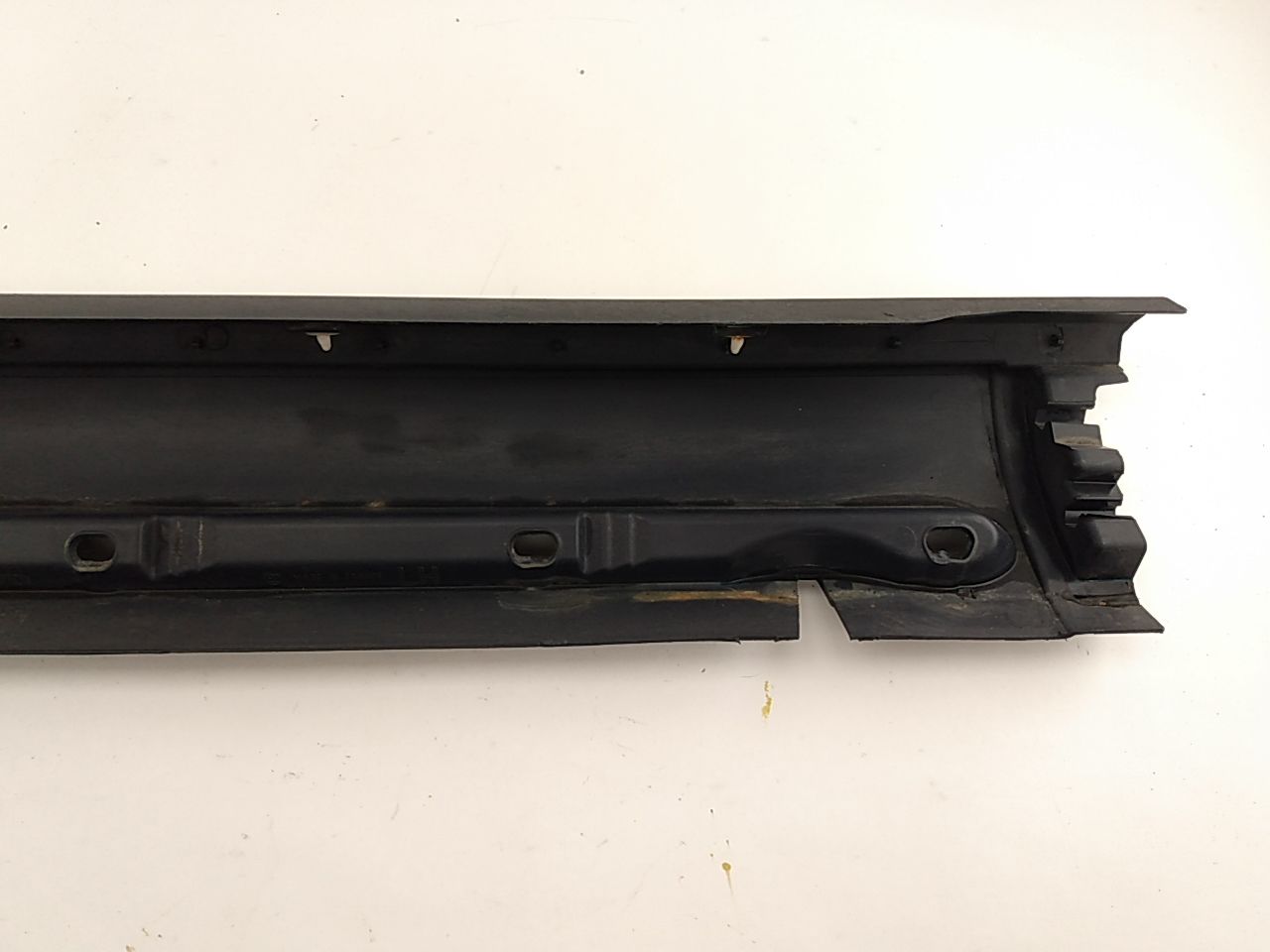 Volvo XC70 Left Rocker Panel Moulding