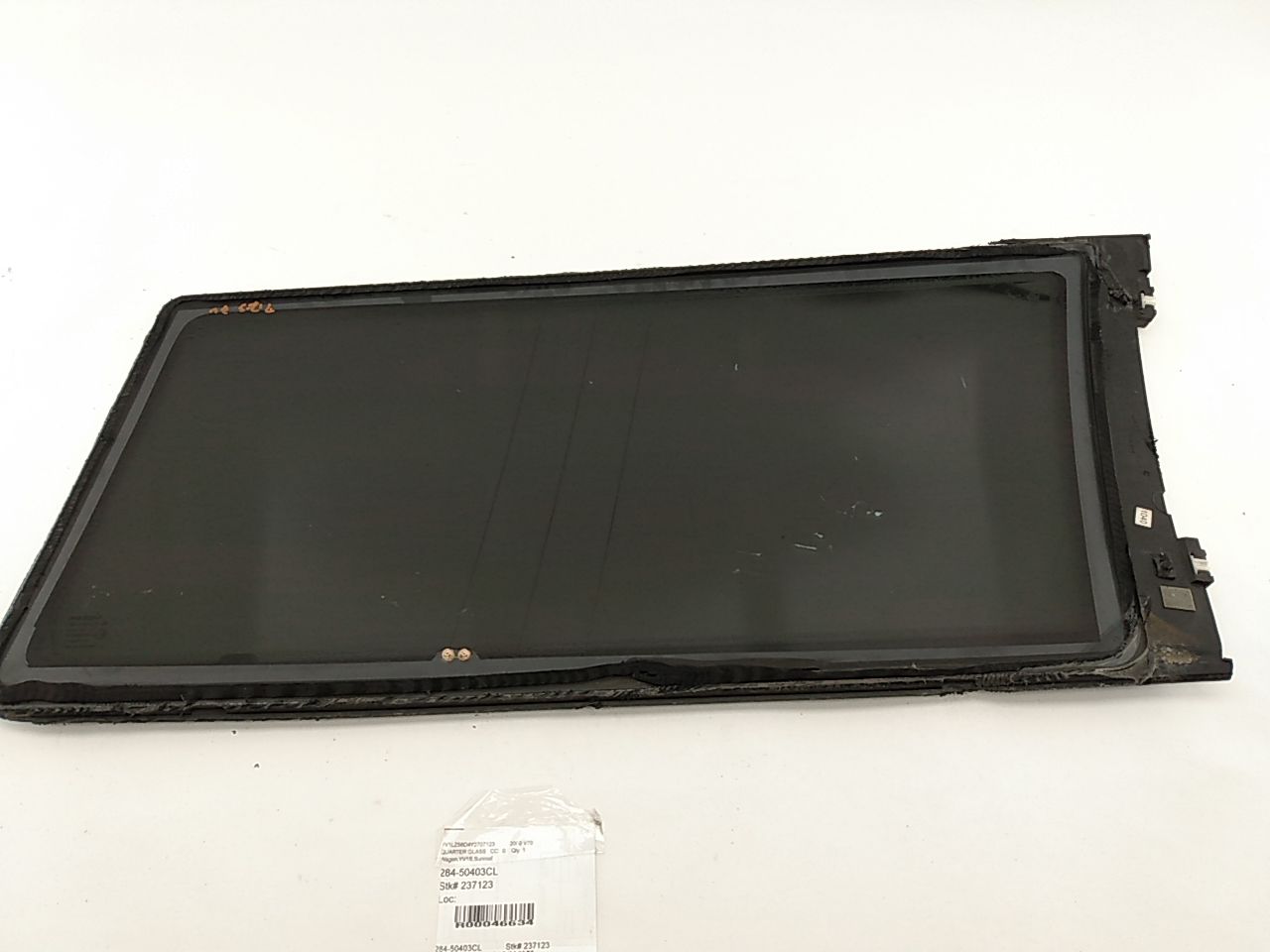 Volvo V70 Rear Left Quarter Glass