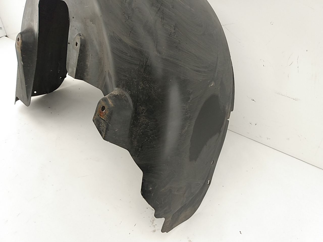 Volvo XC70 Left Rear Inner Fender Liner