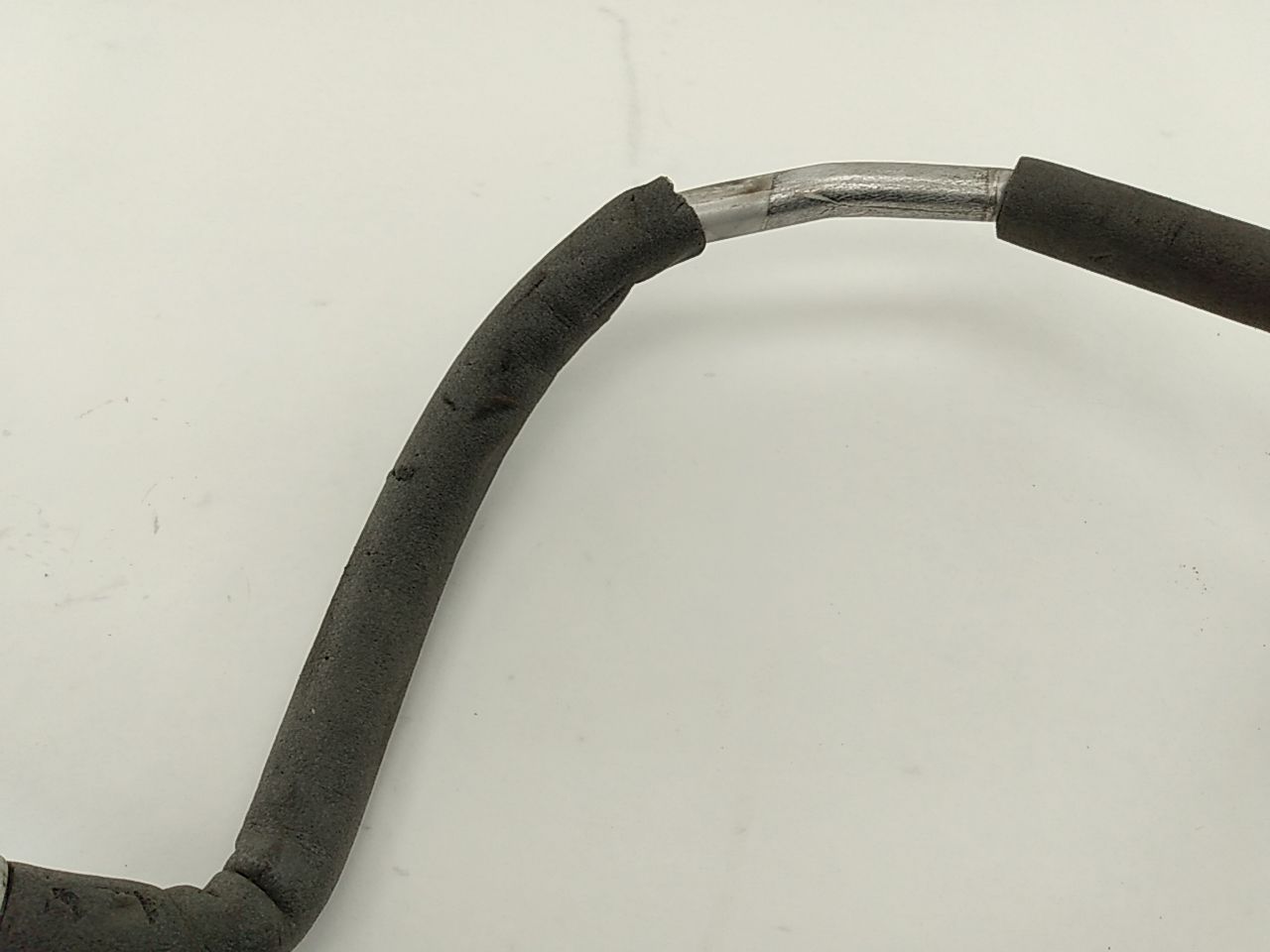 Mercedes S430 A/C Pipe From Expansion Valve To Wheel Arch S-Class