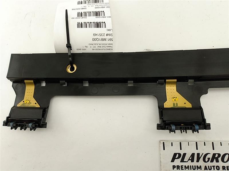 Mercedes S430 Amplifier Antenna Roof Frame Rear