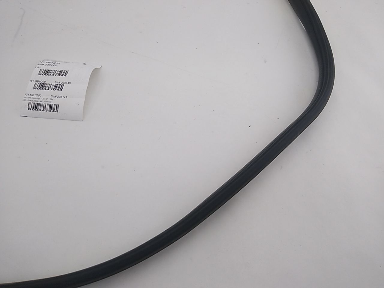 Mercedes S430 Trunk Lid Moulding Rubber Weather Strip