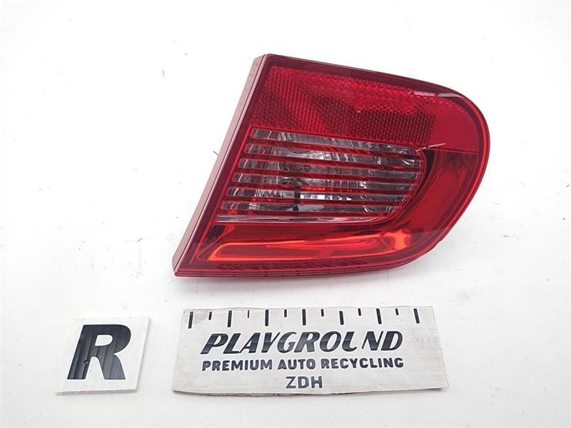 Volkswagen Eos Rear Right Tail Light Assembly Decklid Mounted