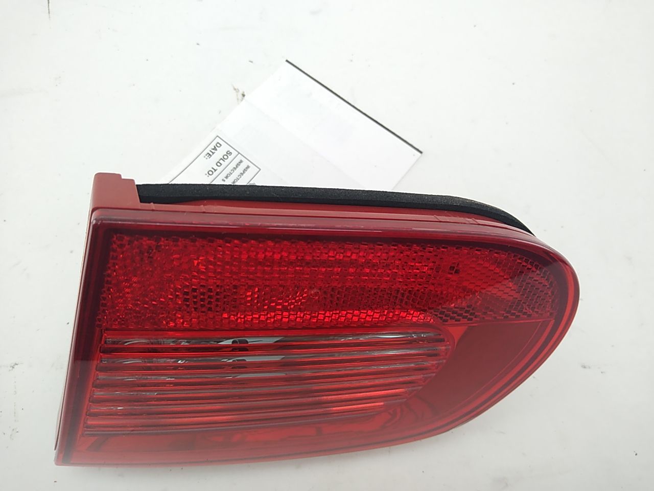 Volkswagen Eos Rear Right Tail Light Assembly Decklid Mounted