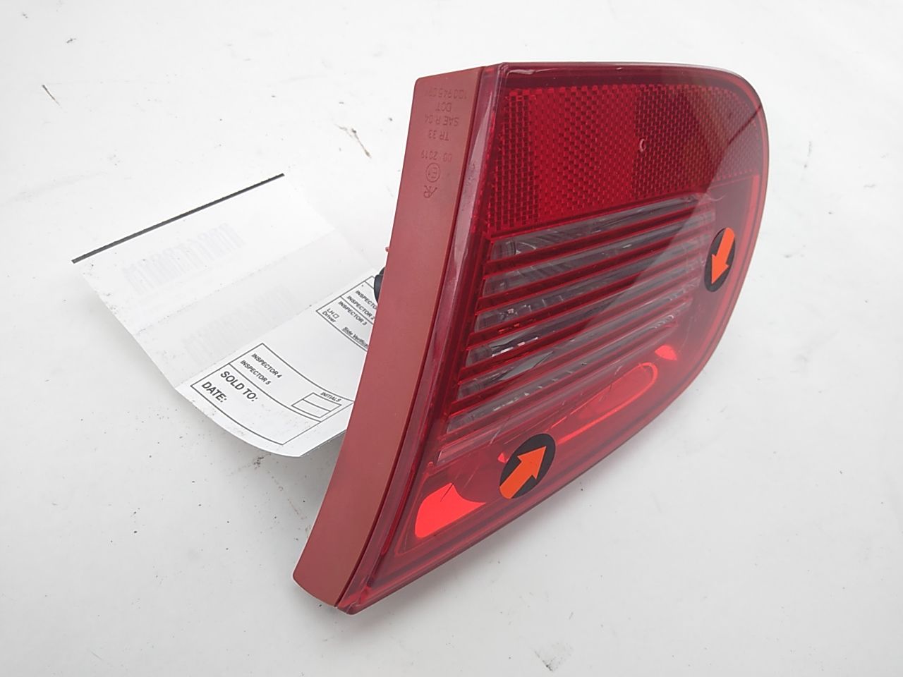 Volkswagen Eos Rear Right Tail Light Assembly Deck Lid Mounted - 0