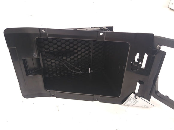 Volkswagen Eos Rear Sear Boot Access Through Load Compartment