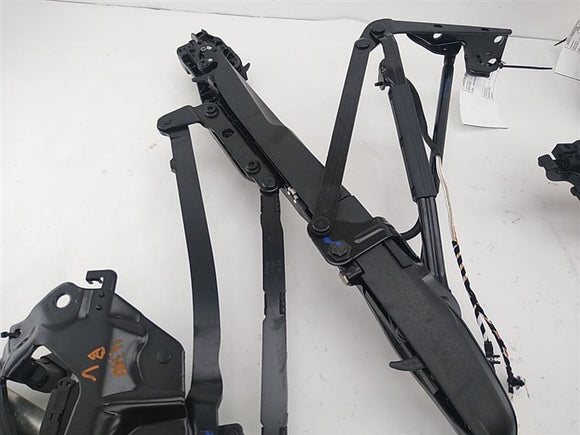Volkswagen Eos Trunk Hinges With Hydraulic Cylinders And Lines