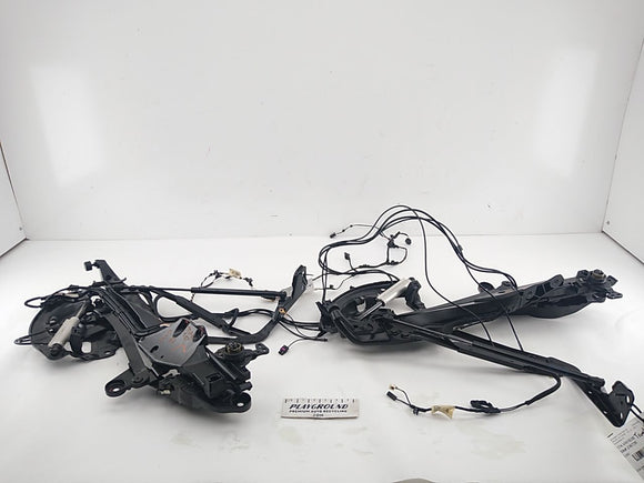 Volkswagen Eos Trunk Hinges With Hydraulic Cylinders And Lines