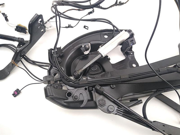 Volkswagen Eos Trunk Hinges With Hydraulic Cylinders And Lines
