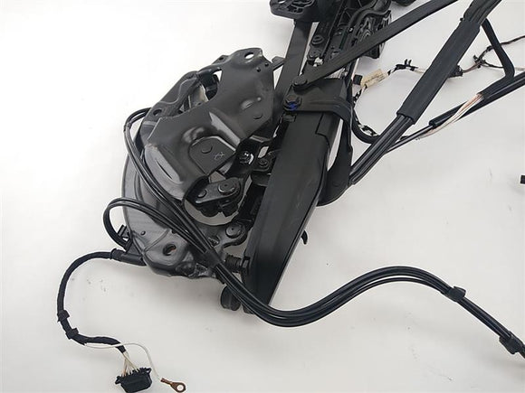 Volkswagen Eos Trunk Hinges With Hydraulic Cylinders And Lines