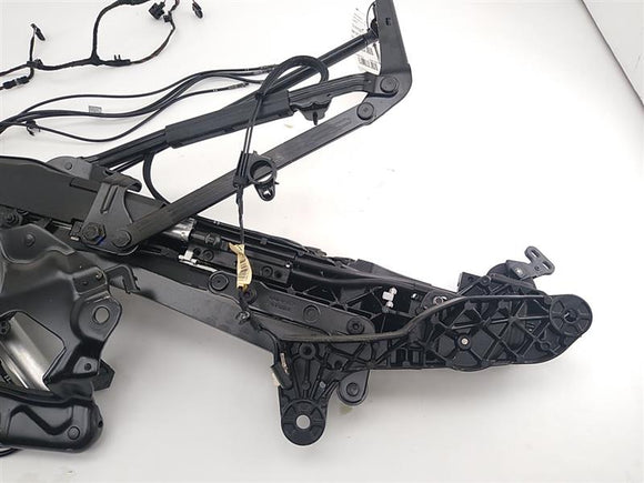 Volkswagen Eos Trunk Hinges With Hydraulic Cylinders And Lines