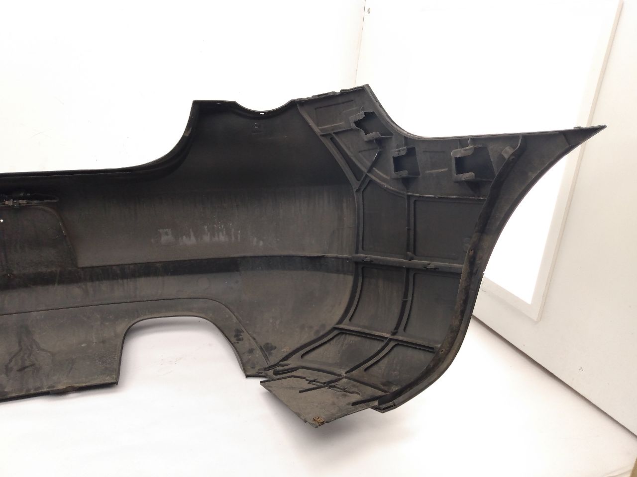 Volkswagen Eos Rear Bumper Assembly