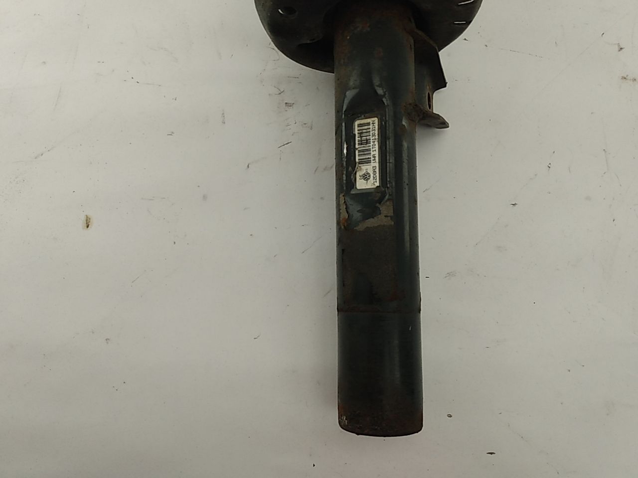 Volkswagen Eos Front Right Strut - 0