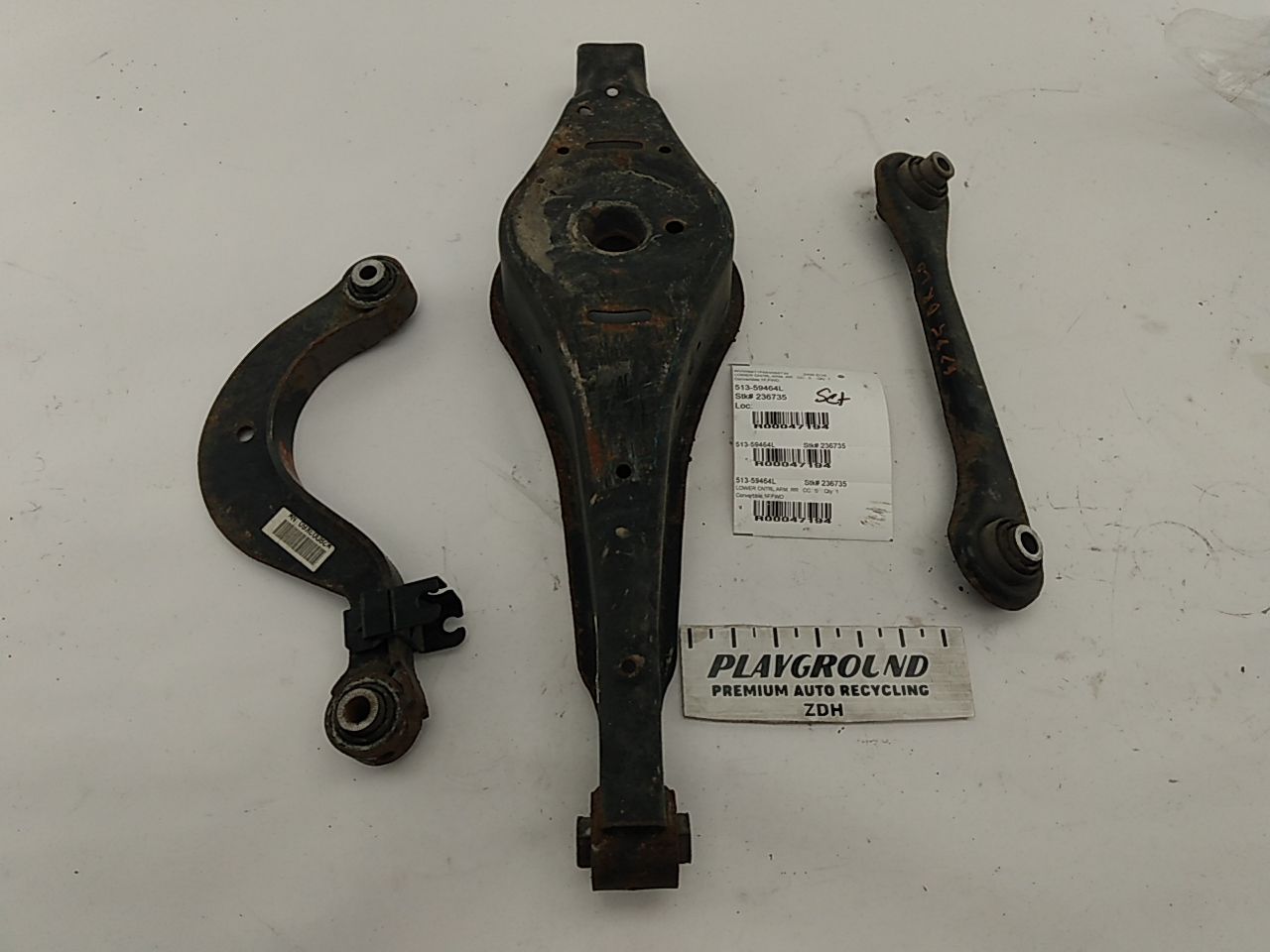 Volkswagen Eos Set Of Rear Right Lower Control Arms