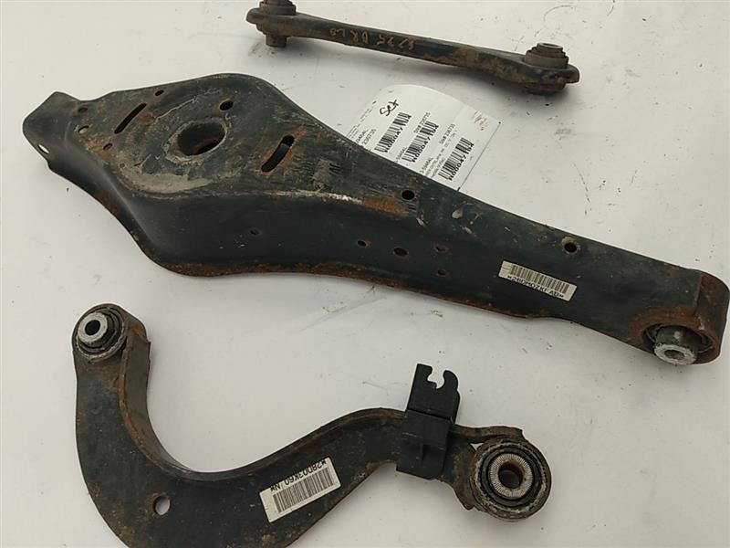 Volkswagen Eos Set Of Rear Right Lower Control Arms