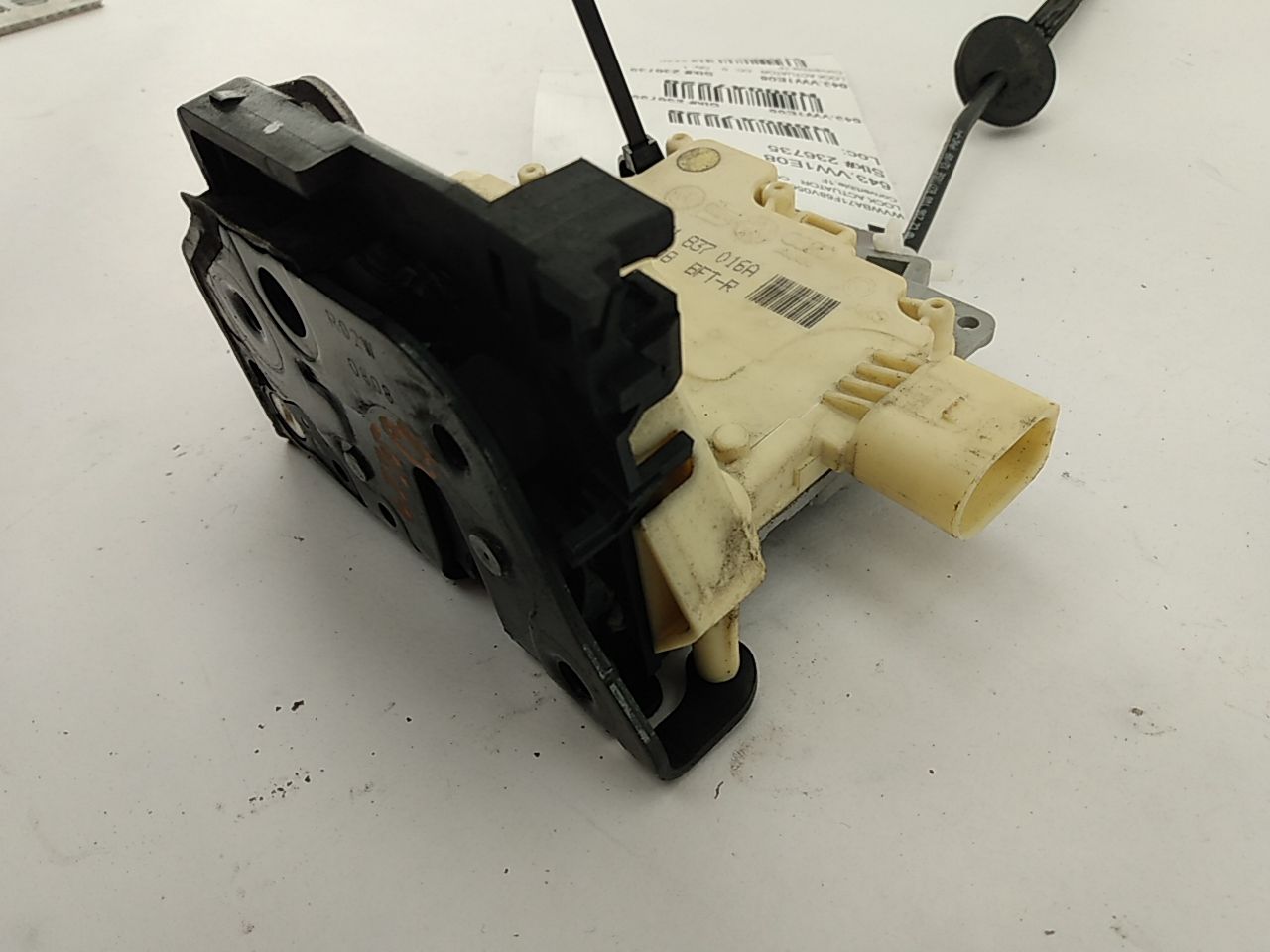 Volkswagen Eos Front Right Lock Actuator