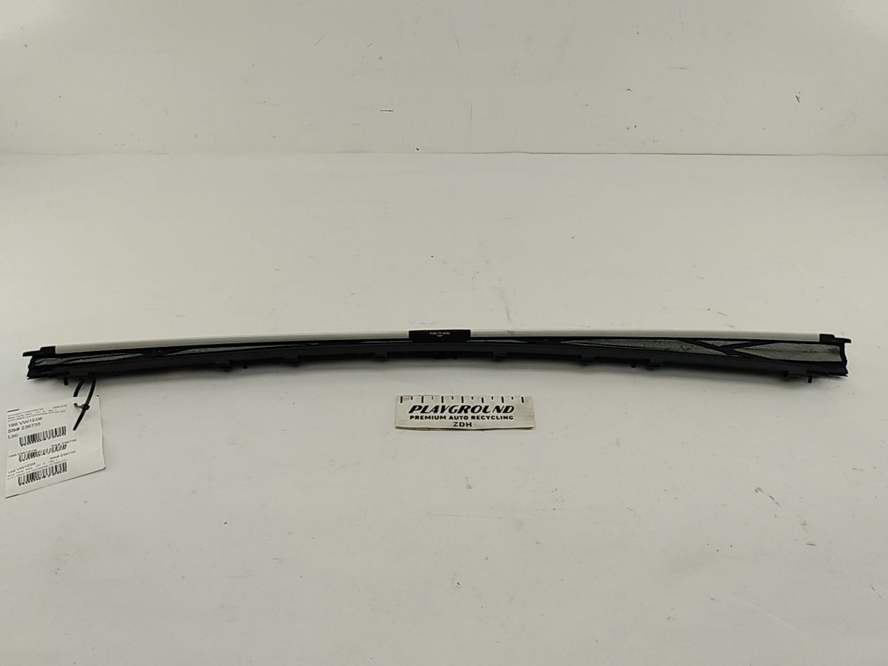 Volkswagen Eos Front Upper Air Deflector