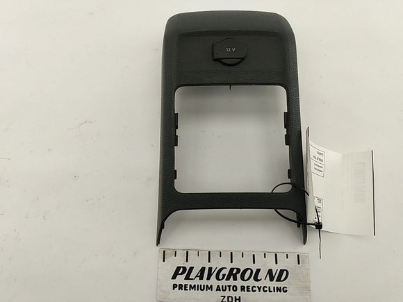 Volkswagen Eos Front Center Trim Panel