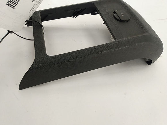Volkswagen Eos Front Center Trim Panel