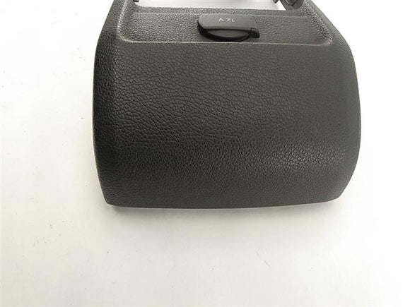 Volkswagen Eos Front Center Trim Panel