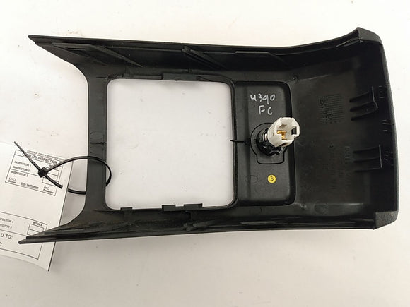 Volkswagen Eos Front Center Trim Panel