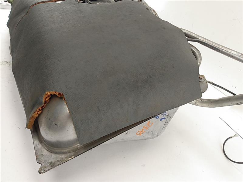 Jaguar XK8 Fuel Tank