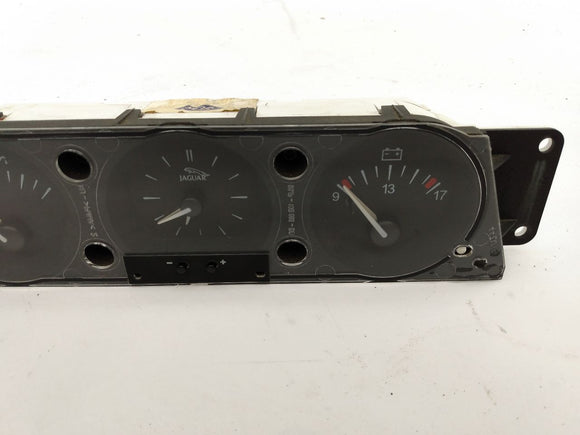 Jaguar XK8 Oil Pressure And Battery Clock Gauge Cluster