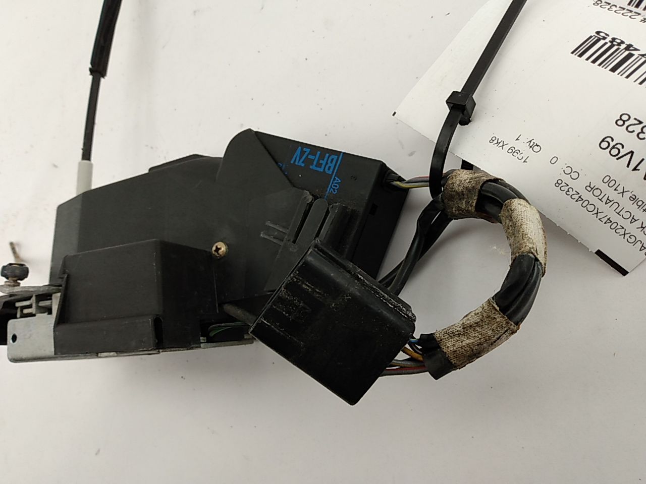 Jaguar XK8 Front Right Door Lock Actuator