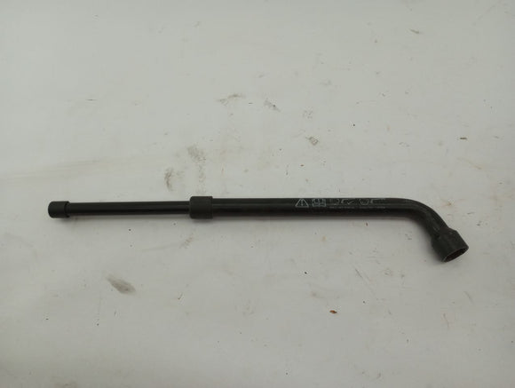 Jaguar XK8 Spare Tire Tools