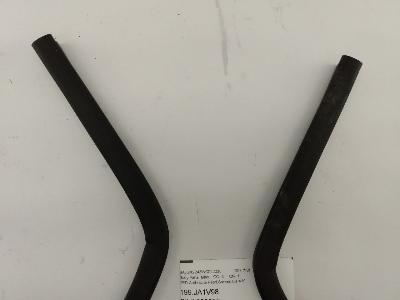 Jaguar XK8 Hood Seals