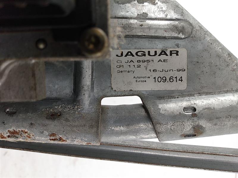 Jaguar XK8 Windshield Wiper Motor & Transmission