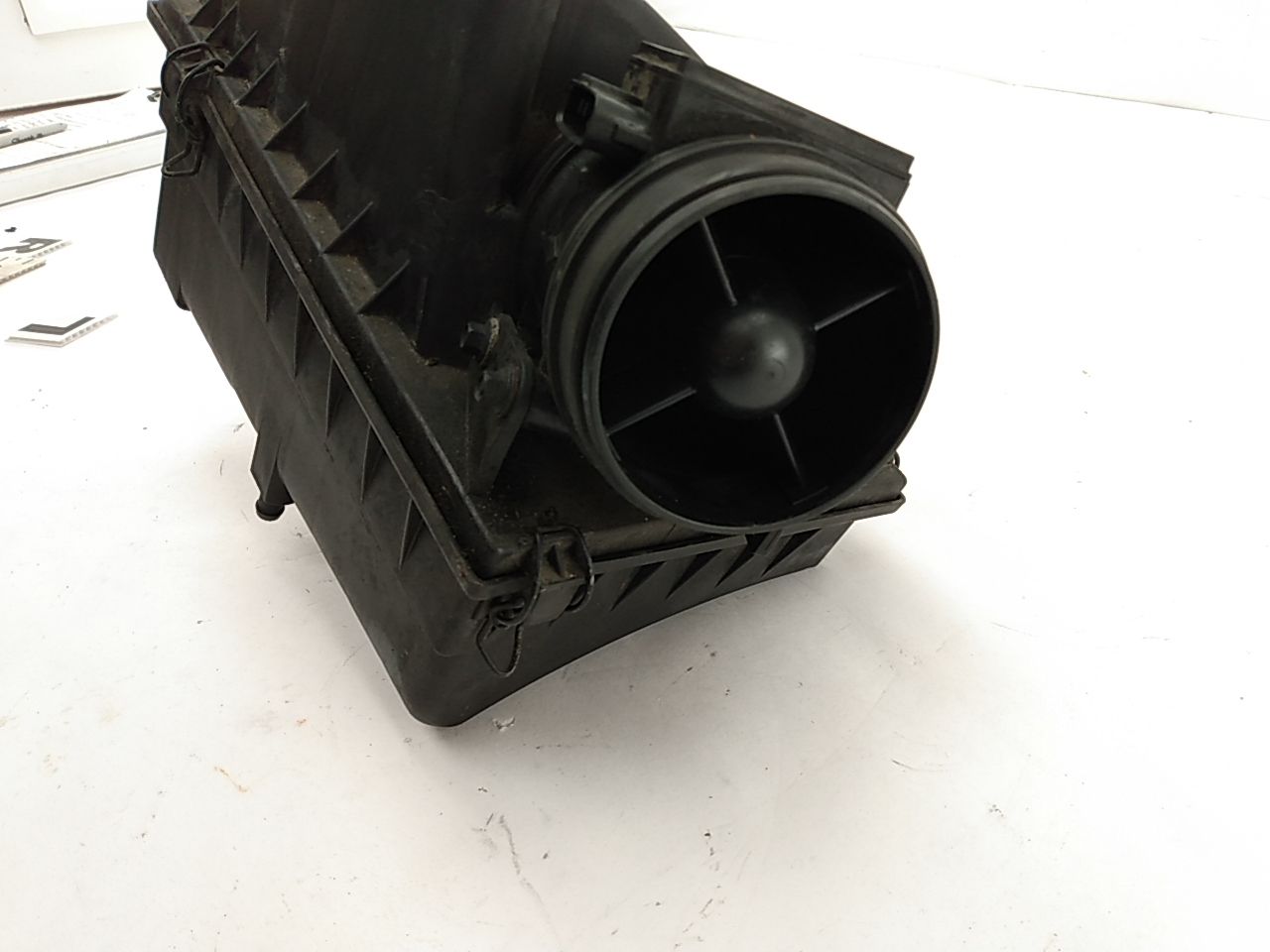 Jaguar XK8 Air Cleaner Assembly W/ Mass Air