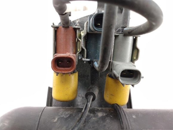 Jaguar XK8 Vaccuum Reservoir & Switching Valves