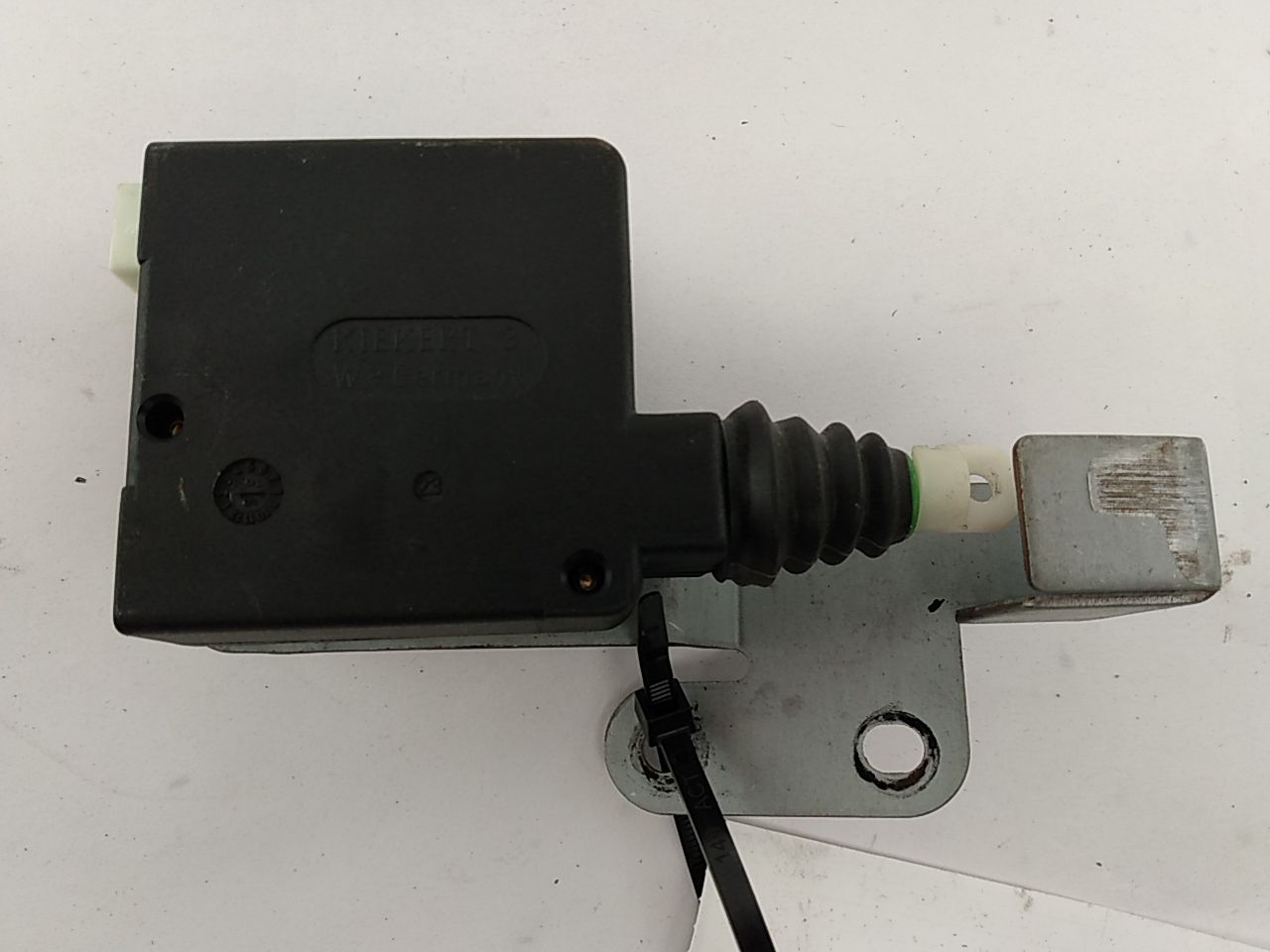 Jaguar XK8 Trunk Lock Actuator