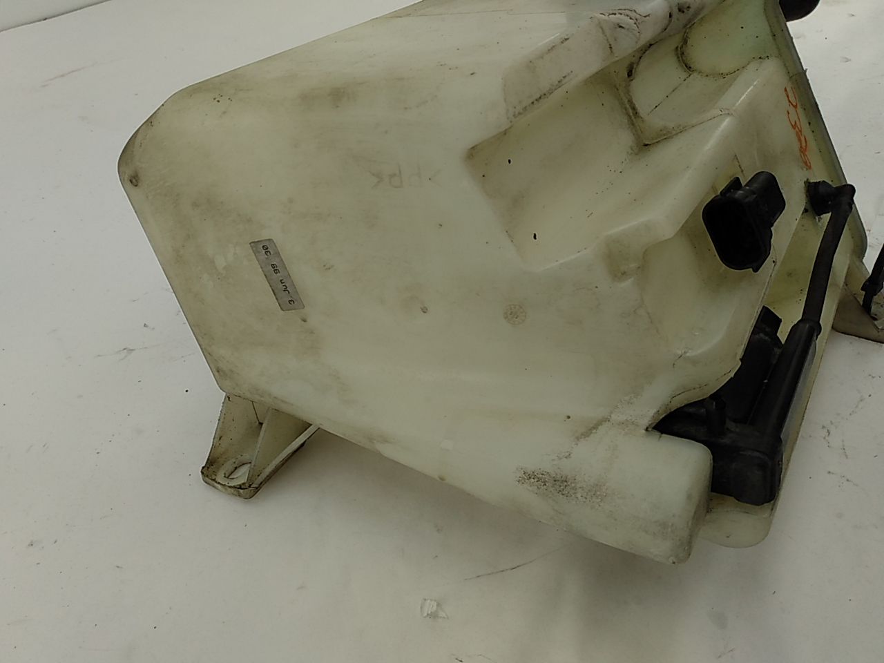 Jaguar XK8 Washer Fluid Reservoir