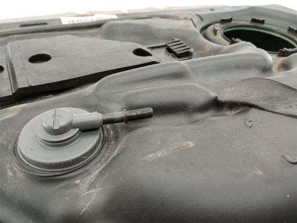 Pontiac Solstice Fuel Tank