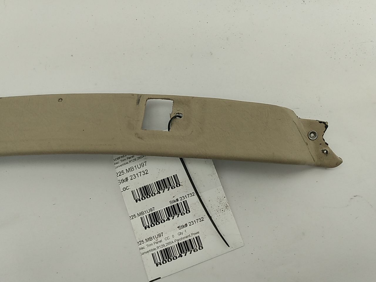 Mercedes SL320 Upper Windshield Roof Latch Trim