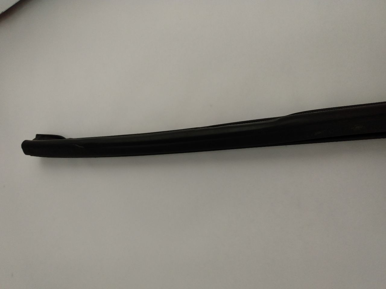 Mercedes SL320 Windshield Seal