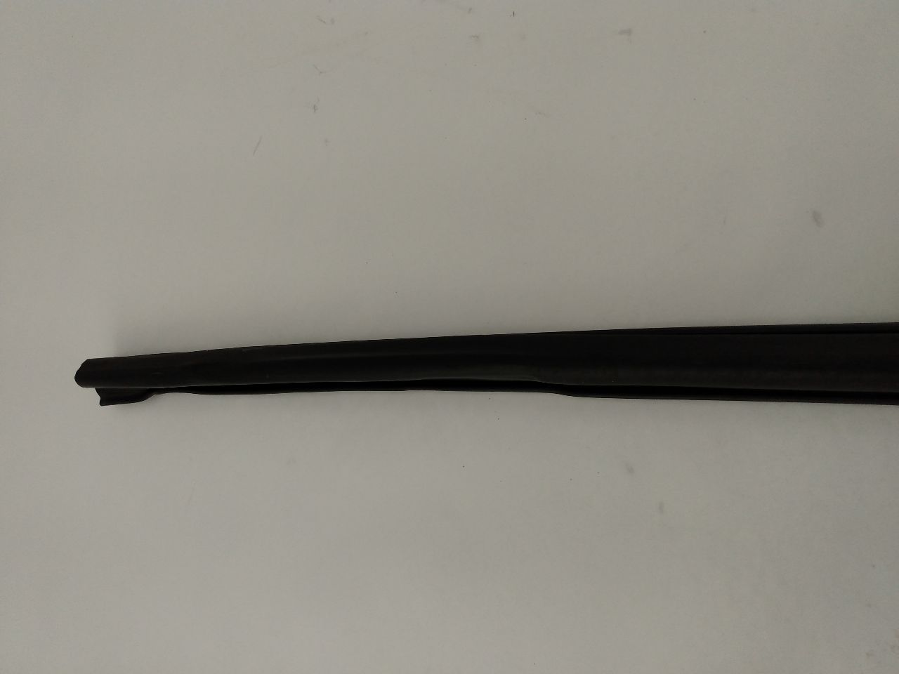 Mercedes SL320 Windshield Seal