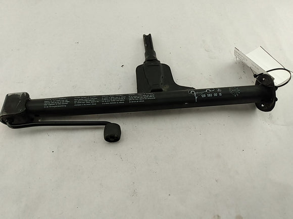 Mercedes SL320 Vehicle Jack