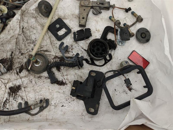 Mercedes SL320 Dismantling Hardware