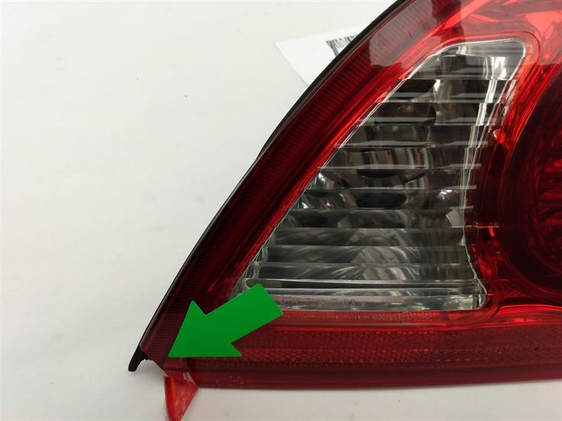 Chrysler Crossfire Rear Right Tail Lamp Assembly