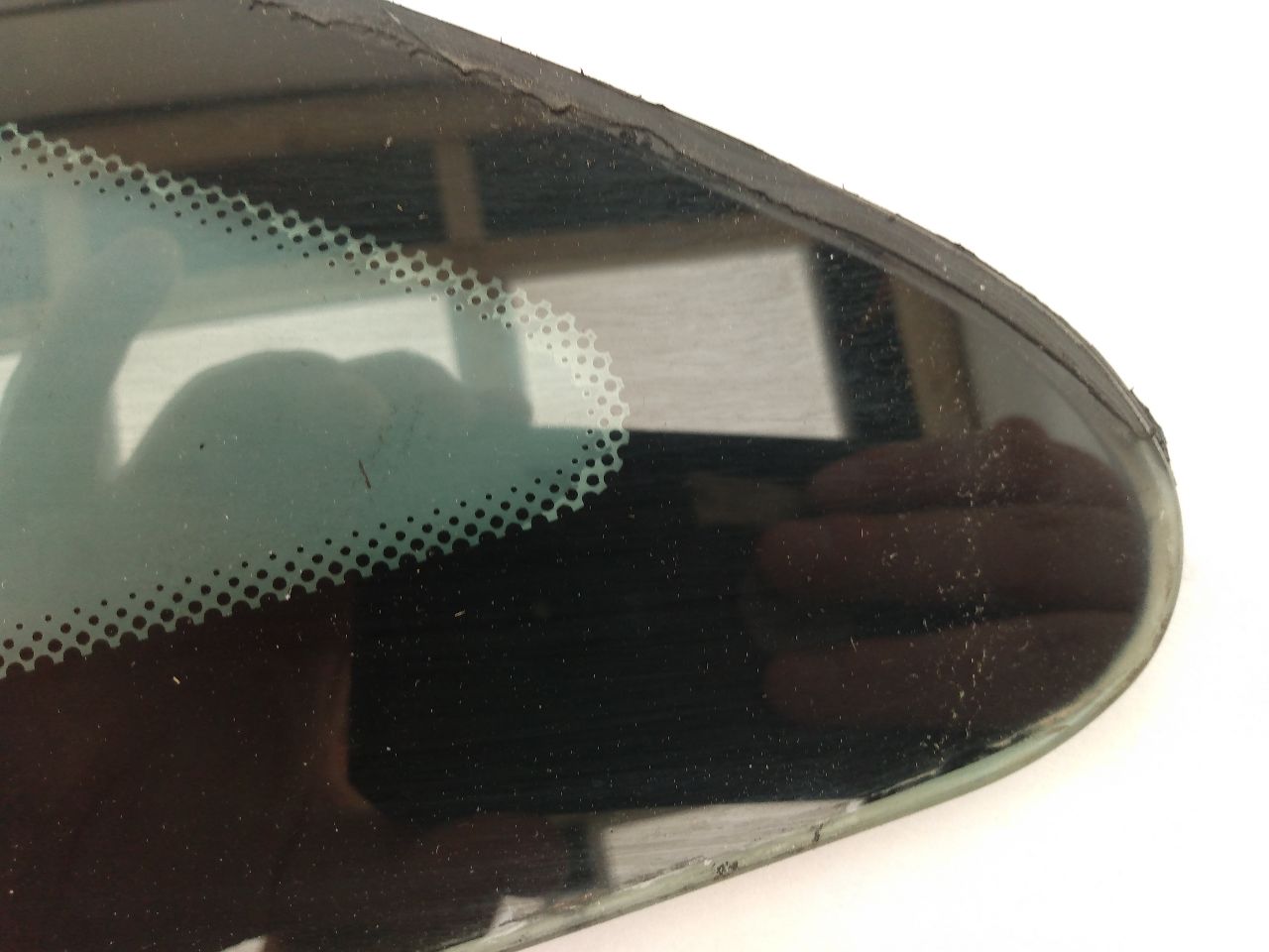 Chrysler Crossfire Rear Left Quarter Glass
