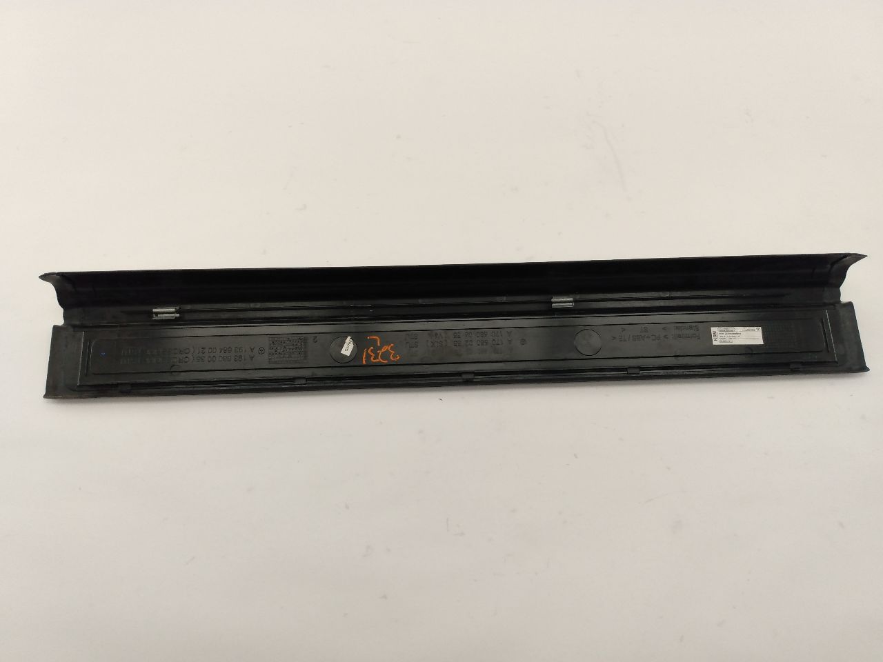 Chrysler Crossfire Front Left Scuff Plate - 0