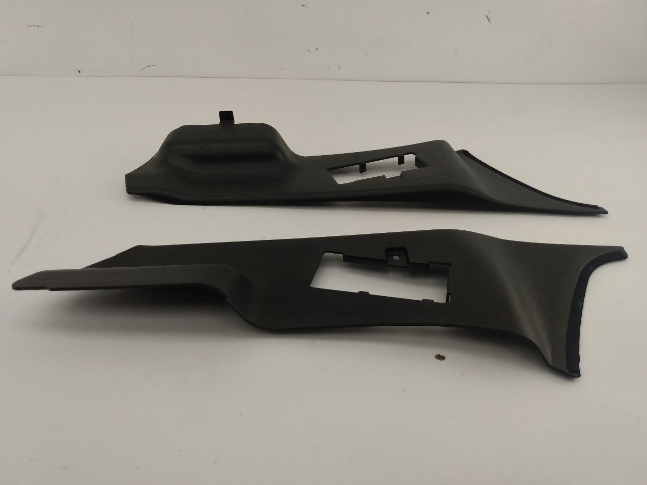 Chrysler Crossfire Pair Of Center Console Trim