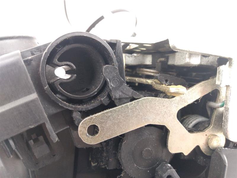 Chrysler Crossfire Front Right Door Actuator