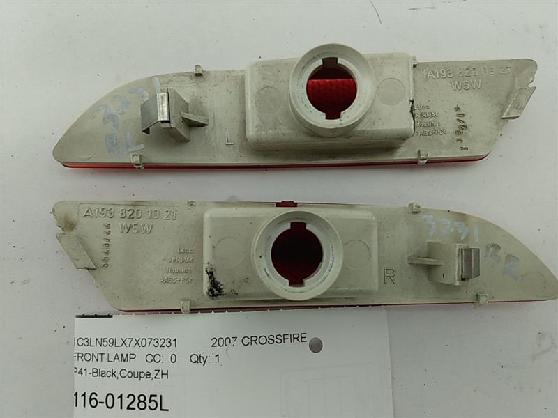 Chrysler Crossfire Pair Of Rear Side Markers