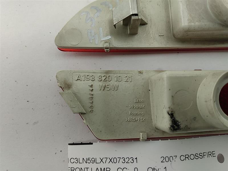 Chrysler Crossfire Pair Of Rear Side Markers